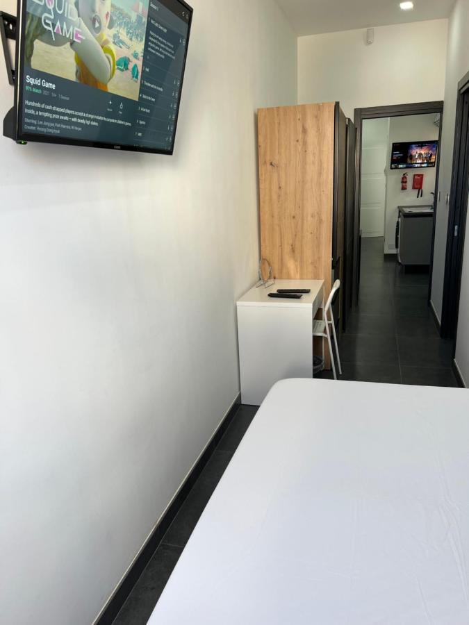 Cosy & Modern Top Floor 1-Bedroom Apartment St. Paul's Bay Bagian luar foto