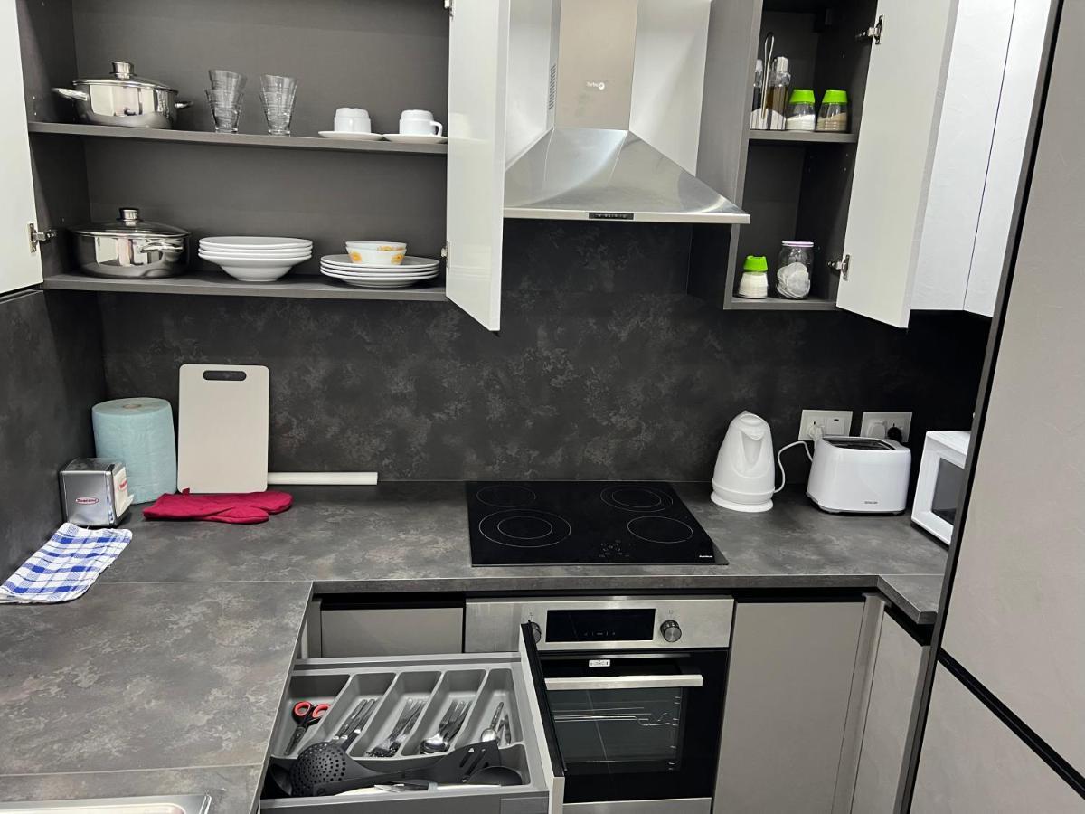 Cosy & Modern Top Floor 1-Bedroom Apartment St. Paul's Bay Bagian luar foto